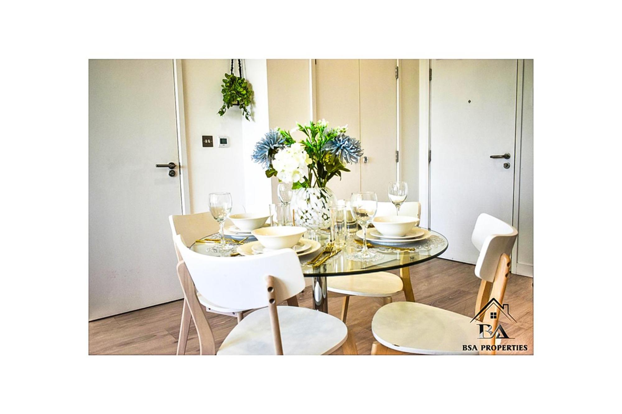 City Centre Apartment Close To Ascot & Legoland Sleep Upto 4 Guests - Parking On Request! Bracknell Buitenkant foto