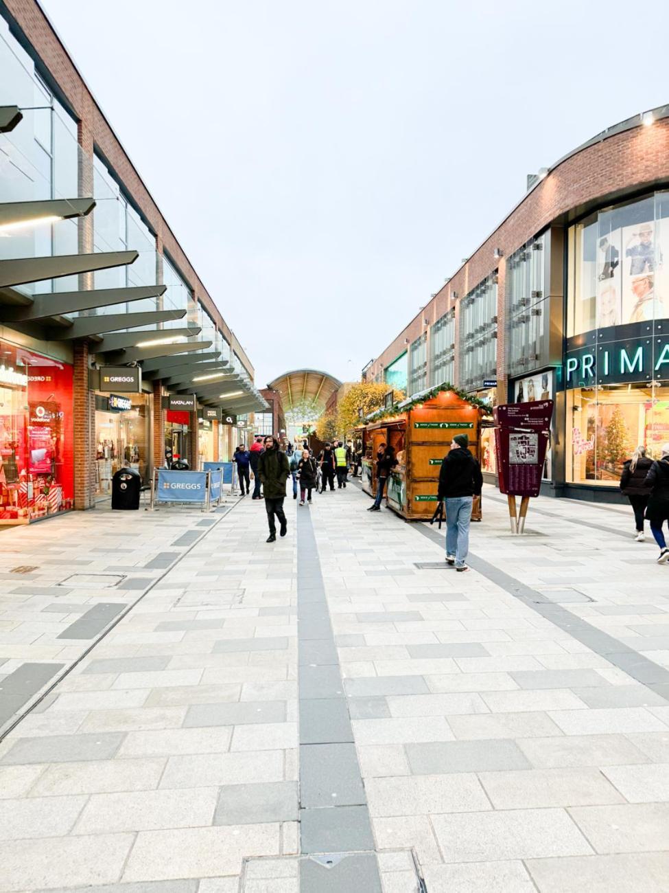 City Centre Apartment Close To Ascot & Legoland Sleep Upto 4 Guests - Parking On Request! Bracknell Buitenkant foto