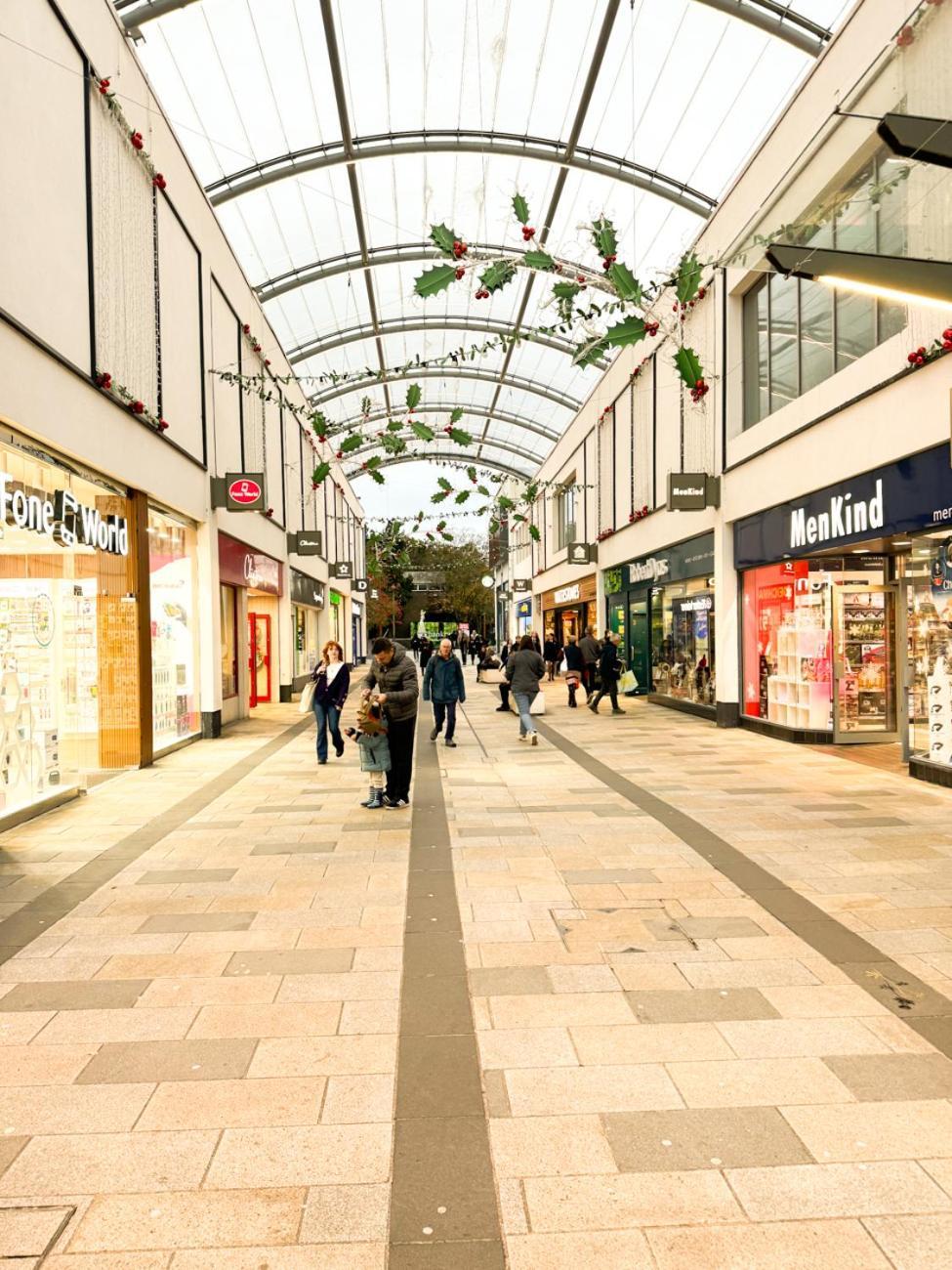City Centre Apartment Close To Ascot & Legoland Sleep Upto 4 Guests - Parking On Request! Bracknell Buitenkant foto